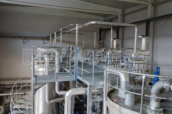 污泥處理與能源利用 坦克沼氣池、干燥設備及藥化設備的綜合應用